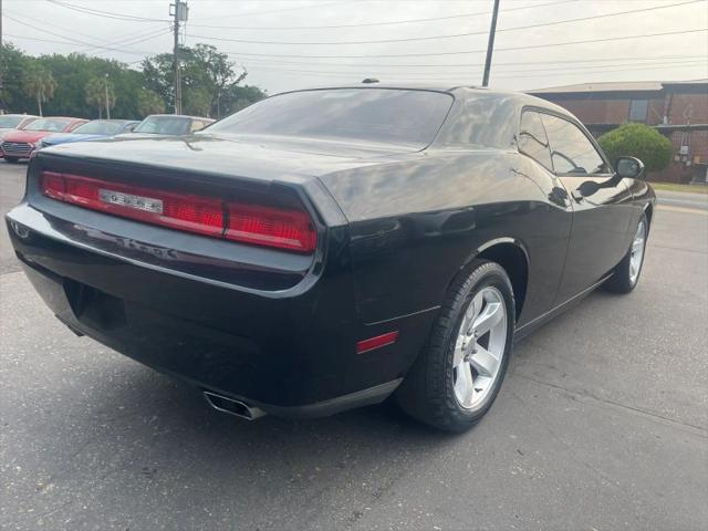 2014 Dodge Challenger SXT