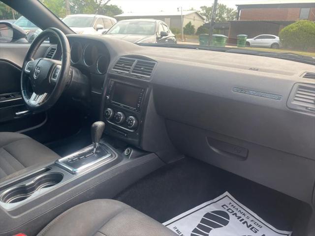2014 Dodge Challenger SXT