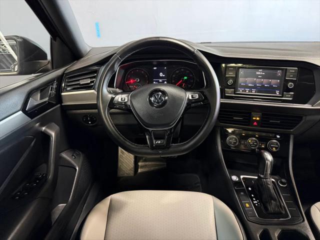 2019 Volkswagen Jetta 1.4T R-Line