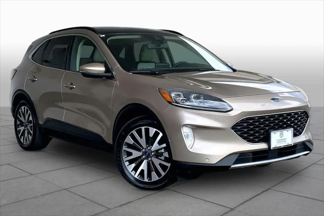 2020 Ford Escape Titanium Hybrid