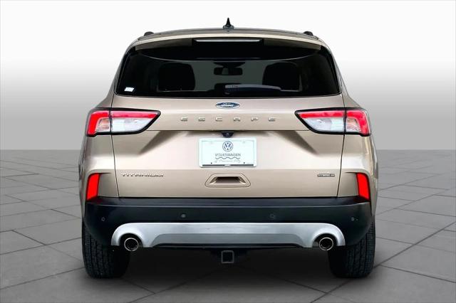 2020 Ford Escape Titanium Hybrid