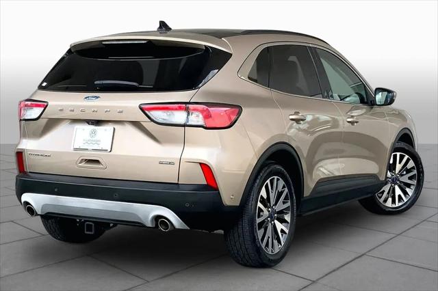 2020 Ford Escape Titanium Hybrid