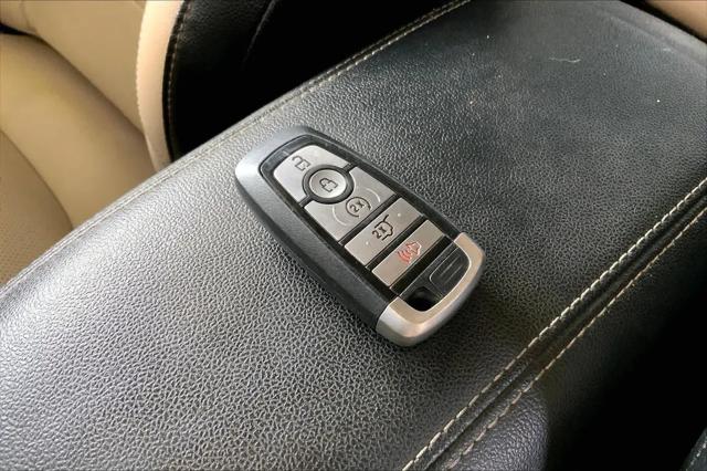 2020 Ford Escape Titanium Hybrid