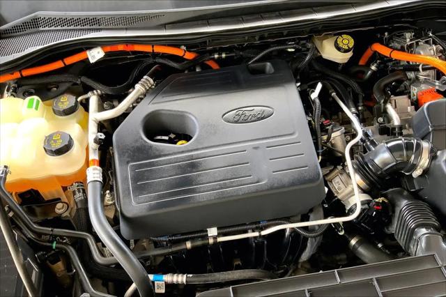 2020 Ford Escape Titanium Hybrid