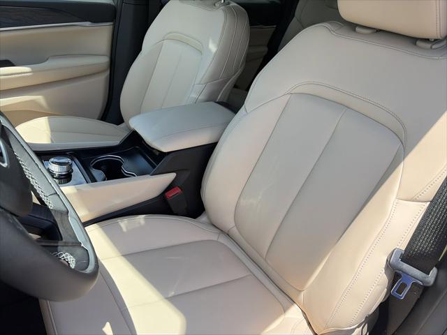 2026 Jeep Grand Cherokee Limited 4x2