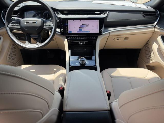 2026 Jeep Grand Cherokee Limited 4x2