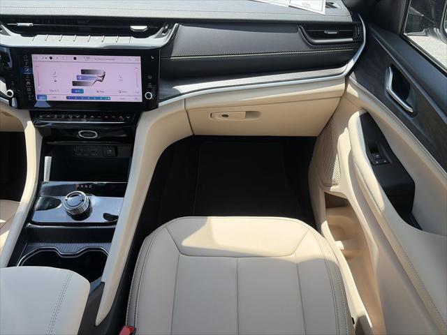 2026 Jeep Grand Cherokee Limited 4x2
