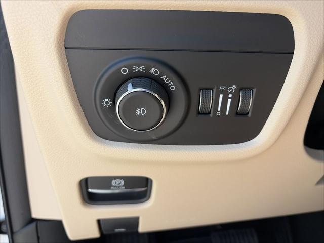 2026 Jeep Grand Cherokee Limited 4x2