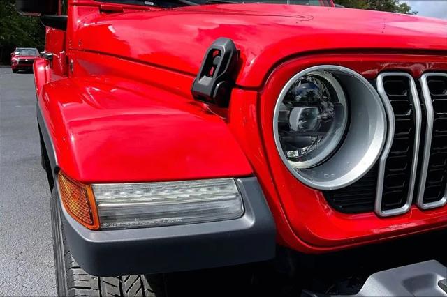 2025 Jeep Wrangler 4-Door Sahara 4x4