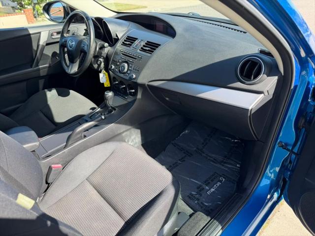 2012 Mazda Mazda3 i Touring