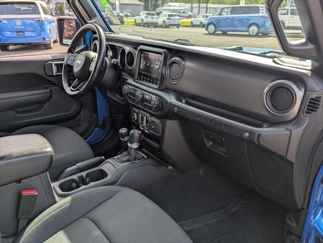 2022 Jeep Wrangler Willys 4x4