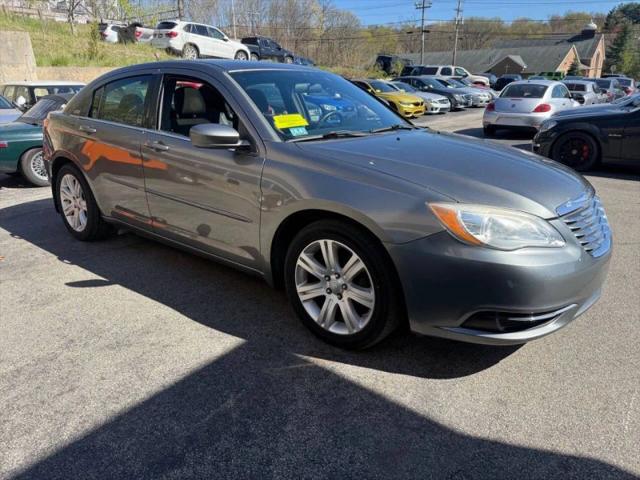 2012 Chrysler 200 Touring
