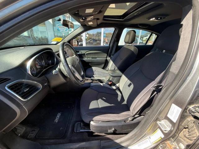 2012 Chrysler 200 Touring