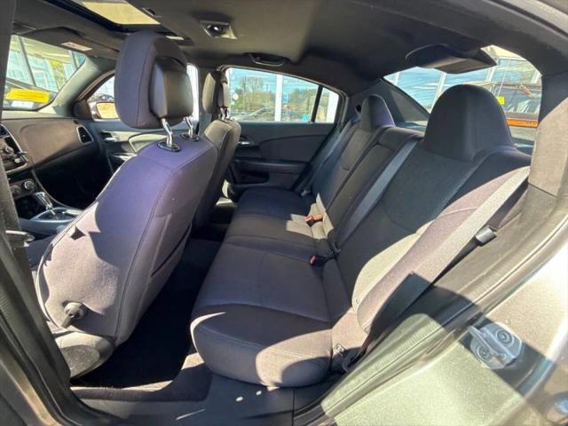 2012 Chrysler 200 Touring
