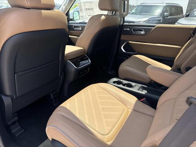 2026 INFINITI QX80 LUXE