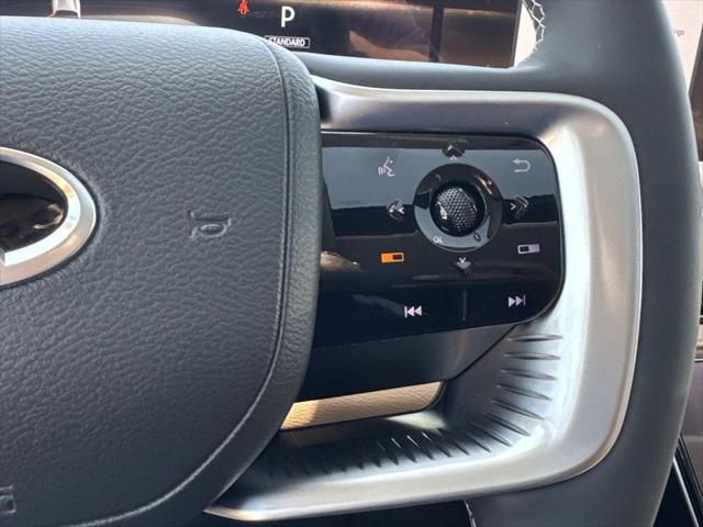 2026 INFINITI QX80 LUXE
