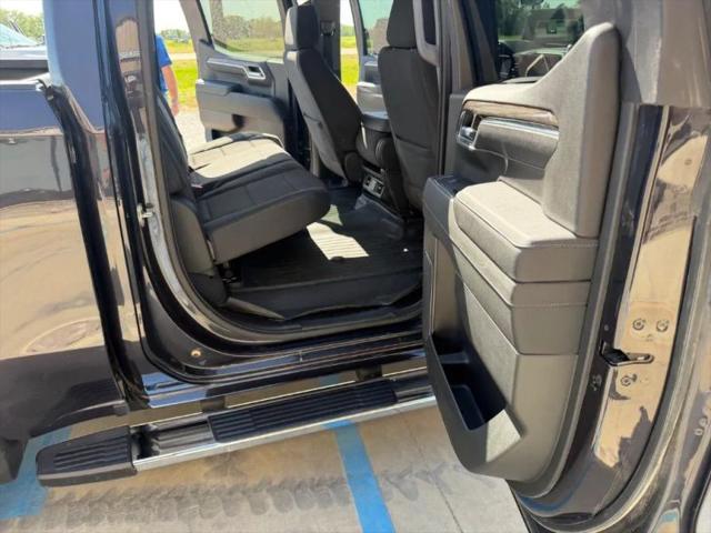 2023 Chevrolet Silverado 1500 4WD Crew Cab Standard Bed LT