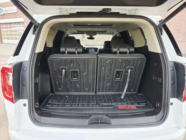 2023 GMC Acadia AWD Denali