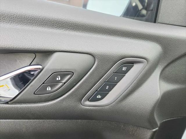 2023 GMC Acadia AWD Denali