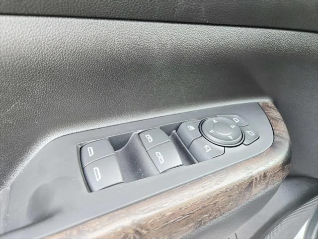 2023 GMC Acadia AWD Denali