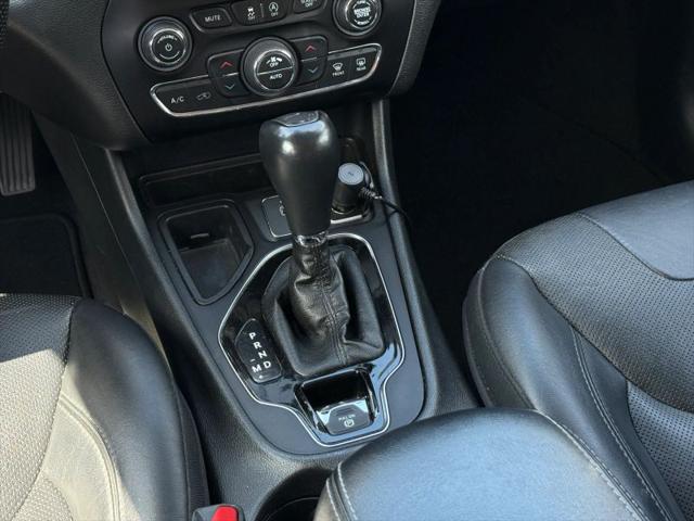 2019 Jeep Cherokee Limited FWD