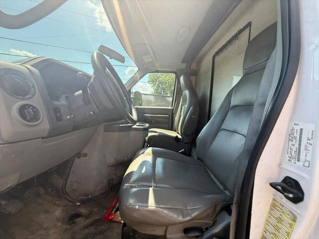2012 Ford E-350 Cutaway Base