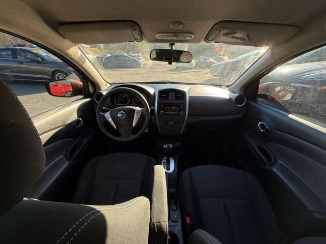 2016 Nissan Versa 1.6 SV