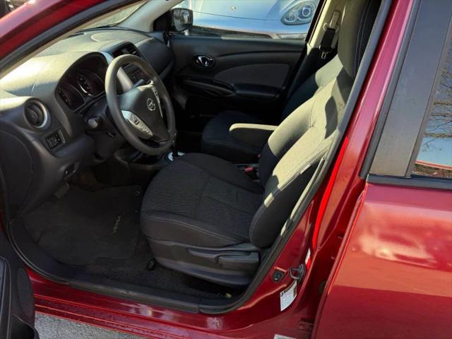 2016 Nissan Versa 1.6 SV