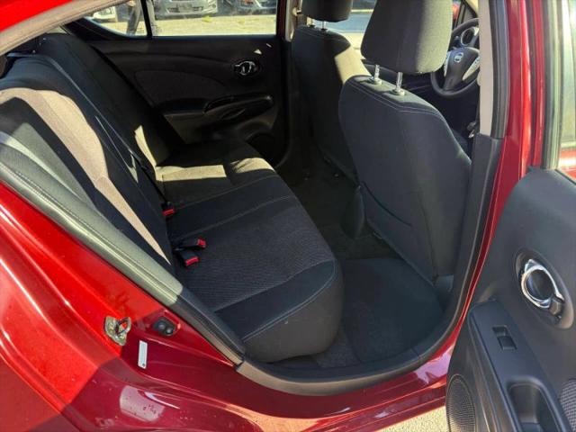 2016 Nissan Versa 1.6 SV