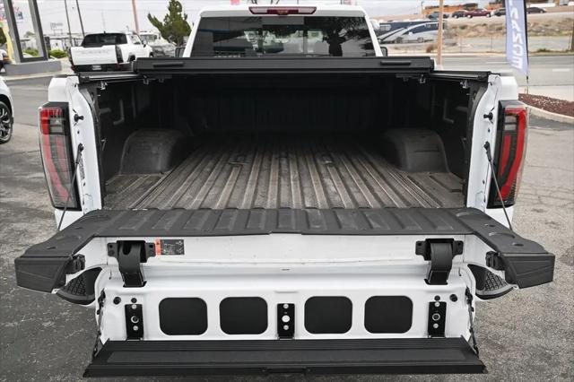 2026 GMC Sierra 3500HD Crew Cab, Long Bed, AT4 Dual Rear Wheel, 4WD