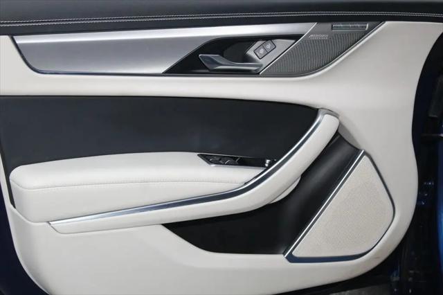 2022 Jaguar XF R-Dynamic SE P300 AWD Automatic