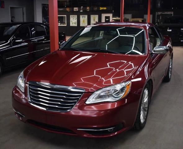 2013 Chrysler 200 Limited for sale in Shelby Township, MI