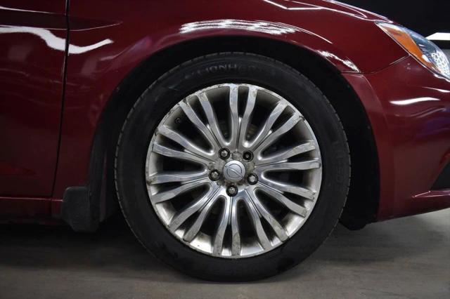 2013 Chrysler 200 Limited