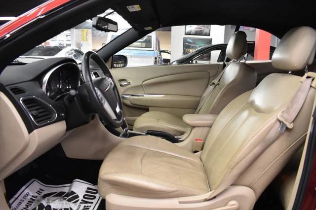 2013 Chrysler 200 Limited