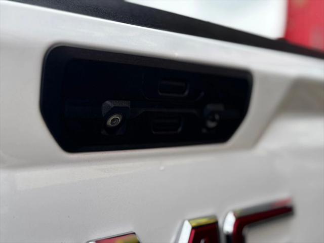 2022 GMC Sierra 1500 Limited 4WD Crew Cab Short Box AT4