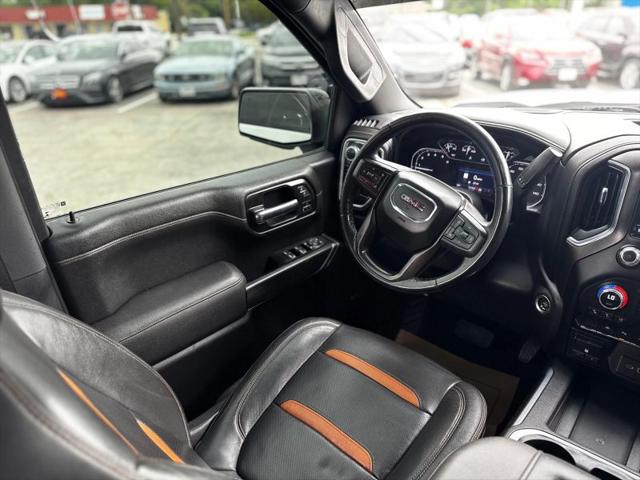 2022 GMC Sierra 1500 Limited 4WD Crew Cab Short Box AT4