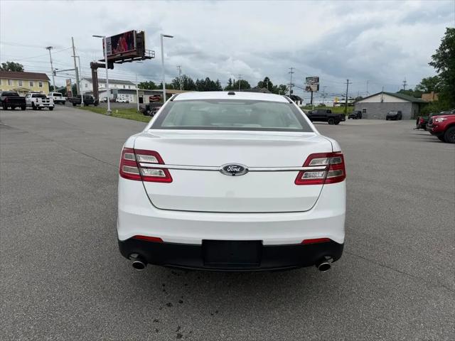 2016 Ford Taurus SE