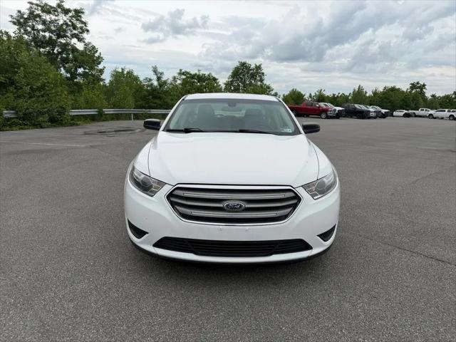 2016 Ford Taurus SE