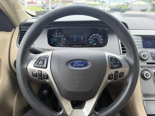 2016 Ford Taurus SE