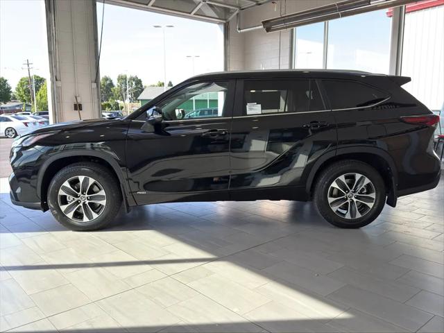 2026 Toyota Highlander Hybrid XLE