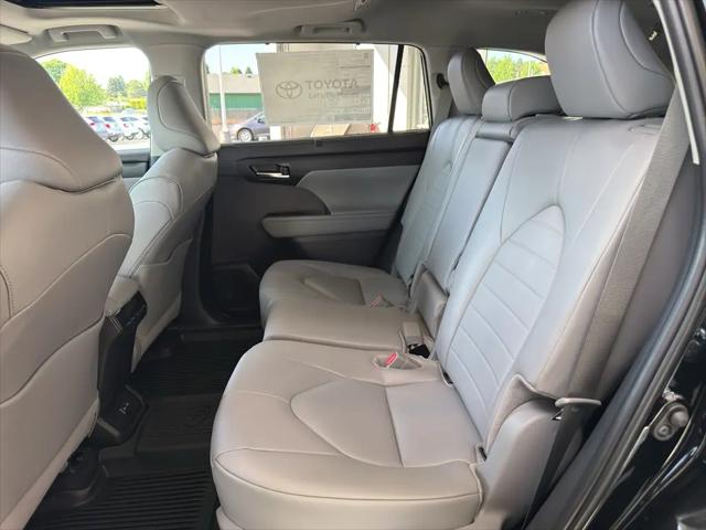 2026 Toyota Highlander Hybrid XLE