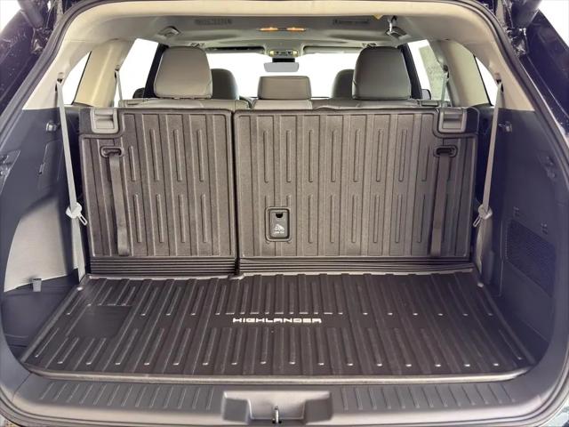 2026 Toyota Highlander Hybrid XLE