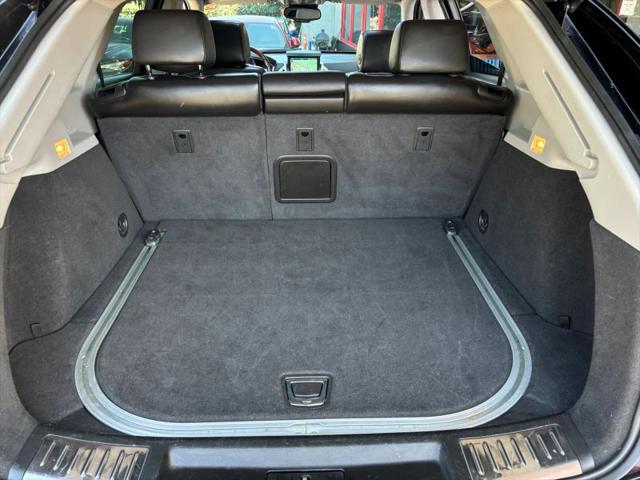 2011 Cadillac SRX Luxury Collection