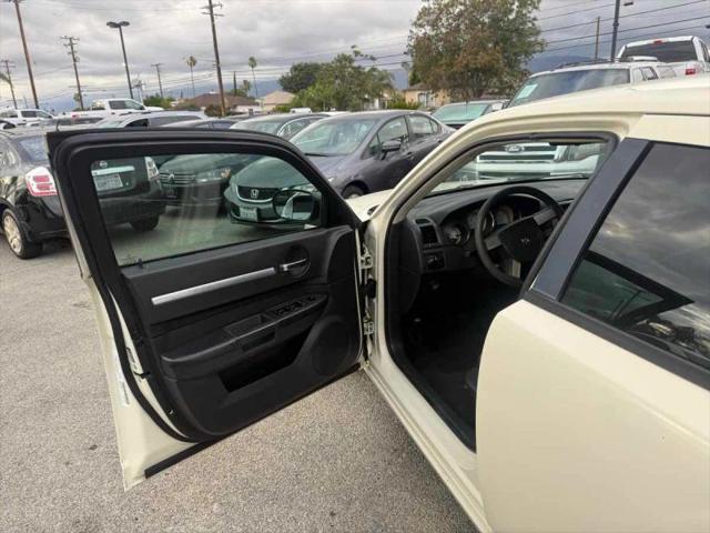 2008 Dodge Charger Base