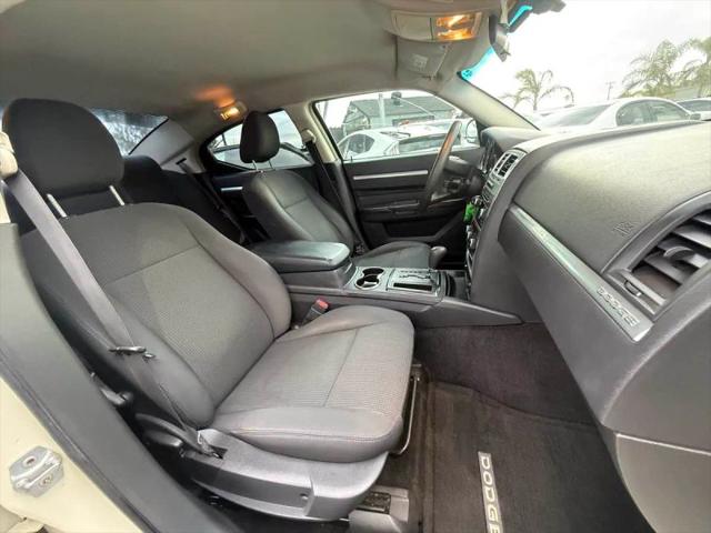 2008 Dodge Charger Base