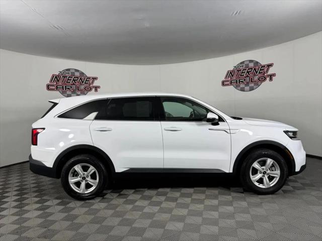 2023 Kia Sorento LX