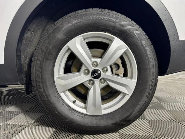 2023 Kia Sorento LX