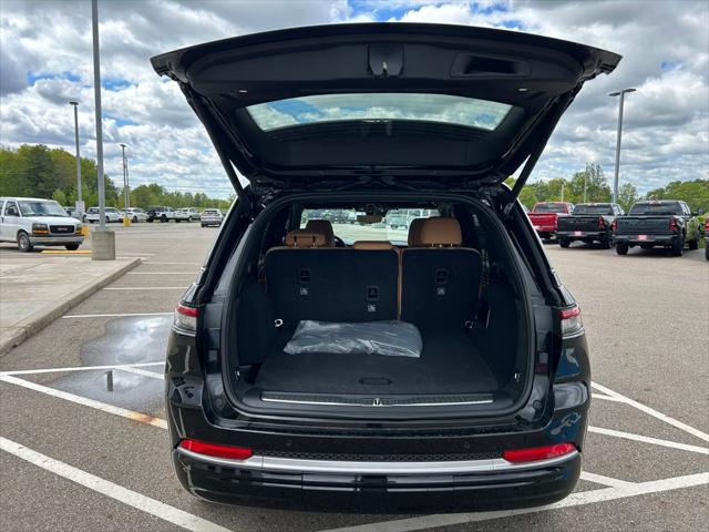 2026 Jeep Grand Cherokee Summit 4x4