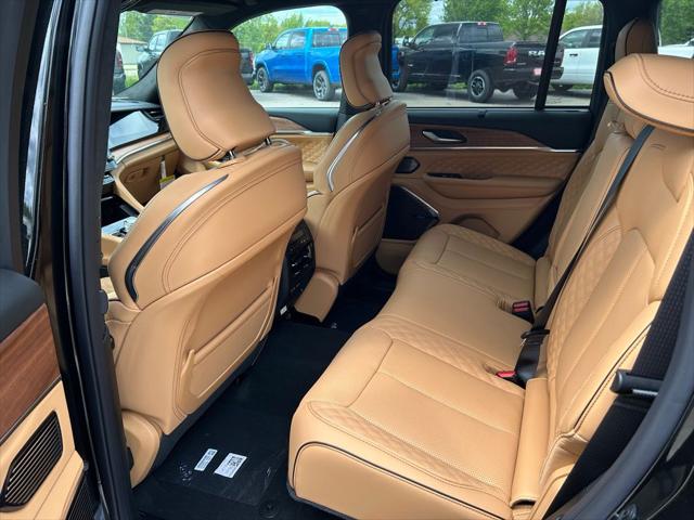 2026 Jeep Grand Cherokee Summit 4x4