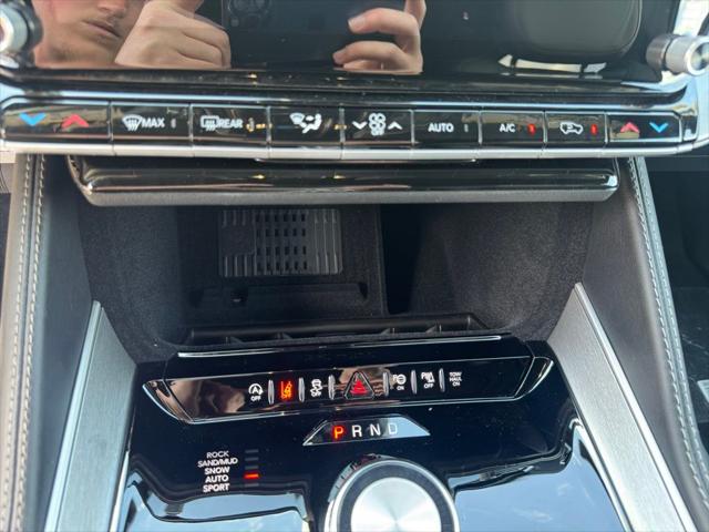 2026 Jeep Grand Wagoneer L 4x4